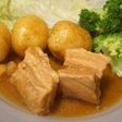 豚バラの角煮と揚げじゃがの煮物