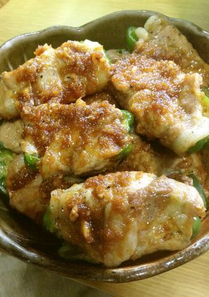 ご飯がすすむ!チーズ入り肉巻きピーマン-レシピのメイン写真