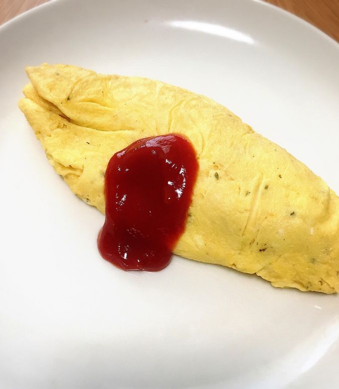 オムレツ 簡単おつまみ☆母の味、甘い挽肉オムレツ by roomシホ