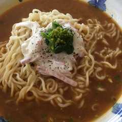 รูปของ 冷しみそカレーラーメン