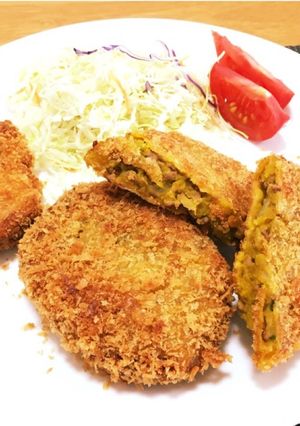 余ったかぼちゃ煮物をリメイクコロッケ-レシピのメイン写真