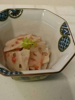 簡単。低カロリーなれんこんの梅肉あえ-レシピのメイン写真