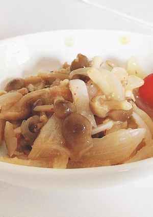 シメジと玉葱のたらこ和え:-)-レシピのメイン写真