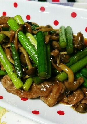 美味しい！ニンニクの芽と豚肉の甘辛炒め-レシピのメイン写真