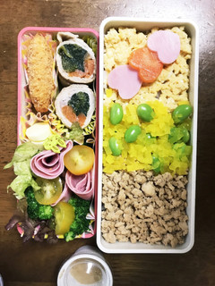 肉巻きとそぼろ弁当-レシピのメイン写真
