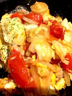 ご飯がすすむ!トマトと卵の野菜炒め-レシピのメイン写真