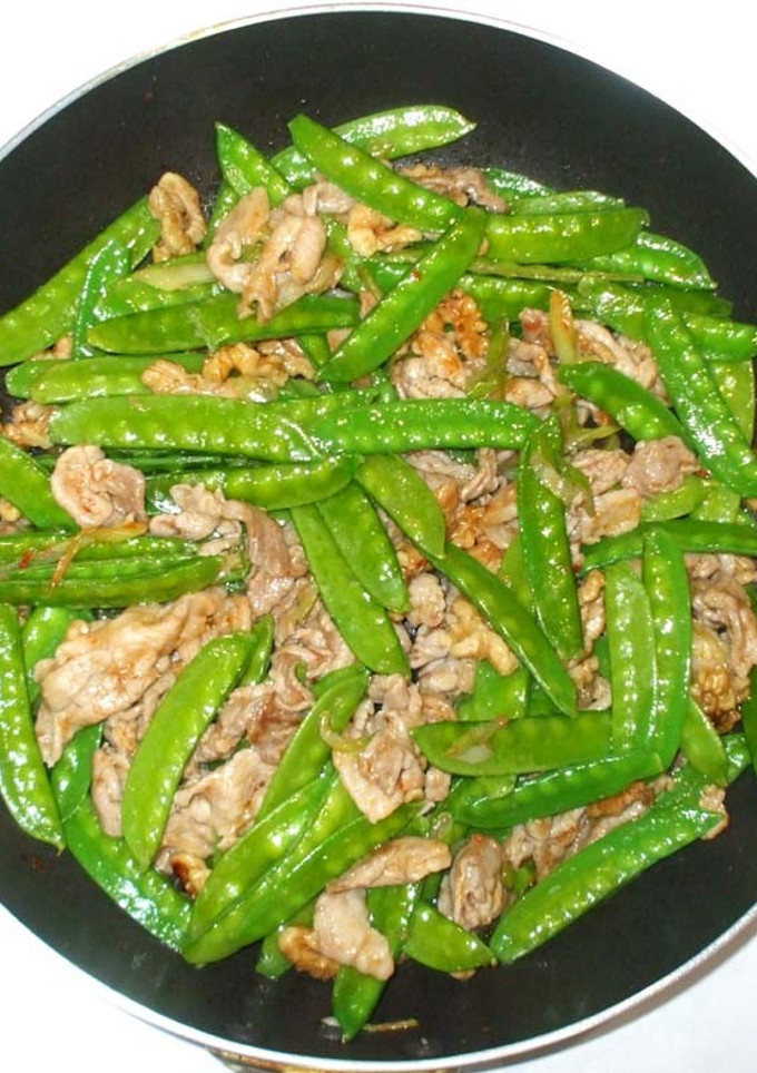 キヌサヤ豚肉くるみの炒め物♪簡単-レシピのメイン写真