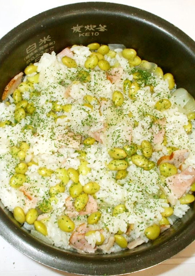 枝豆とベーコンのピラフ♪炊飯器で簡単-レシピのメイン写真