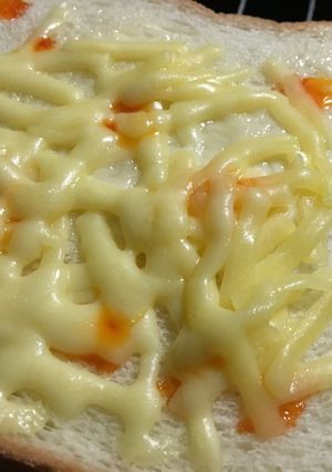 ピリ辛 マヨネーズトースト-レシピのメイン写真
