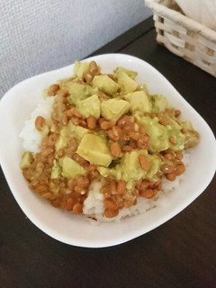 栄養満点さっぱりアボカド納豆丼☆-レシピのメイン写真
