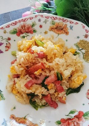 簡単チャーハン❤ ベーコンとレタスの巻-レシピのメイン写真