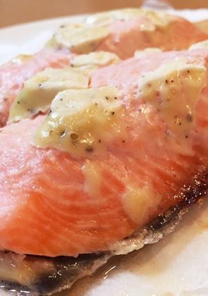 美味しい♡チーズ 乗せサーモン❁*+-レシピのメイン写真