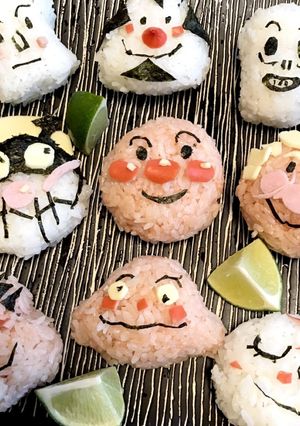 アンパンマンおにぎり-レシピのメイン写真