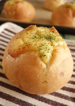 カルボナーラ・コーンマヨパン（惣菜パン）-レシピのメイン写真