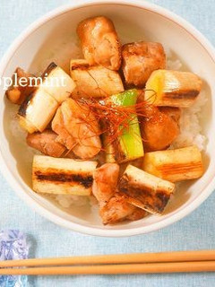 ピリ辛やみつき!わさび風味のやきとり丼-レシピのメイン写真