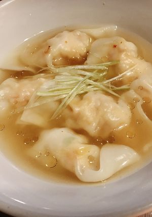 サンバルでコク旨 ぷりぷり海老餃子スープ-レシピのメイン写真