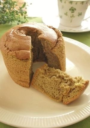 米粉と粉末緑茶のシフォンケーキ-レシピのメイン写真