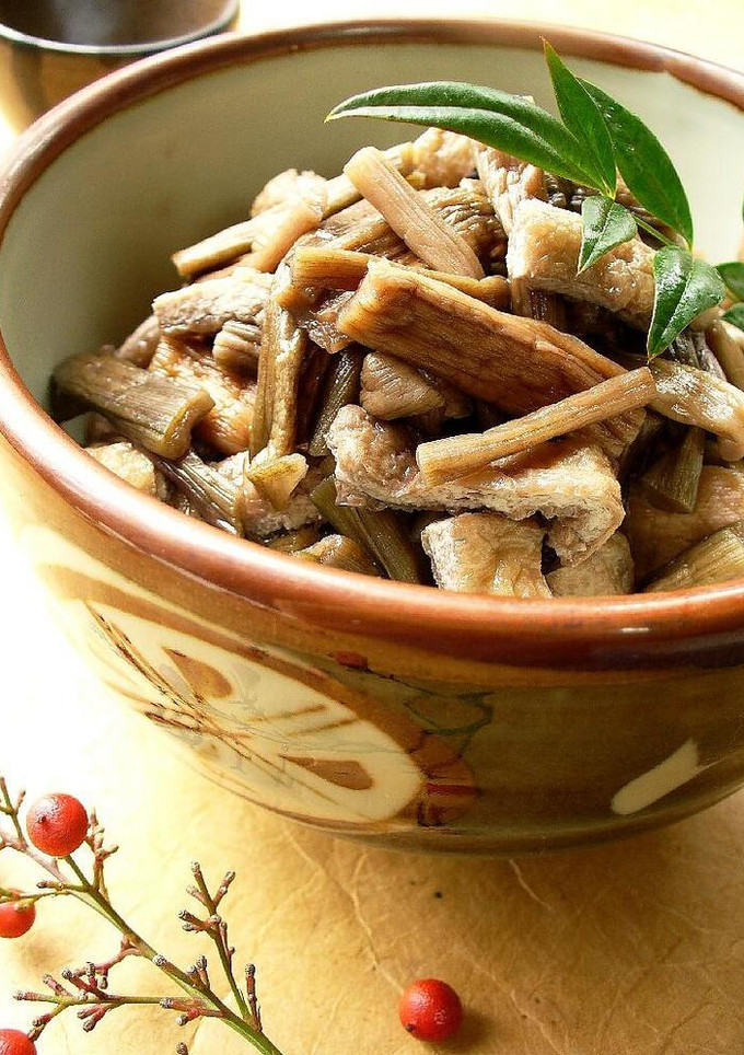 ずいきと油揚げの煮物-レシピのメイン写真
