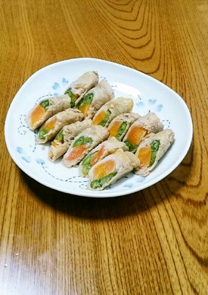 みんな大好き♥人参といんげんの肉巻き-レシピのメイン写真