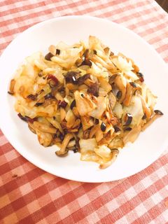しめじとキャベツのペペロンチーノ-レシピのメイン写真