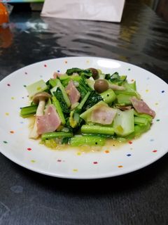 私のオススメ定番小松菜とベーコンの炒め物-レシピのメイン写真