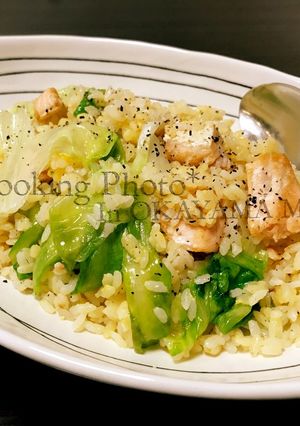 シンプルな✨鮭レタス炒飯✨-レシピのメイン写真