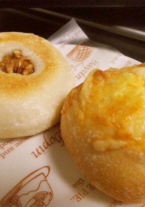 フランスあんパンとチーズフランスパン♡-レシピのメイン写真