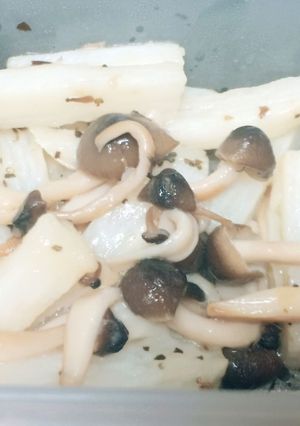 長芋としめじのバジルオイル和え-レシピのメイン写真
