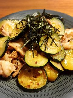 ズッキーニと豚肉のマヨポン炒め-レシピのメイン写真