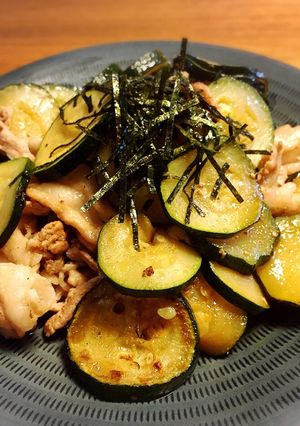 ズッキーニと豚肉のマヨポン炒め-レシピのメイン写真
