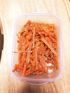 簡単 野菜の副菜 人参の胡麻和え-レシピのメイン写真