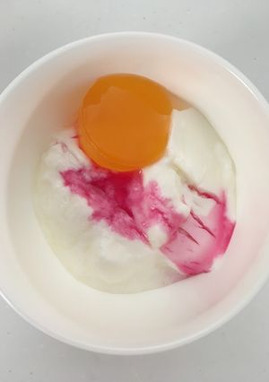 余ったかき氷シロップでカラフルヨーグルト-レシピのメイン写真