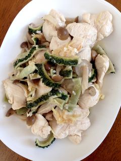 ゴーヤと胸肉の塩麹炒め-レシピのメイン写真