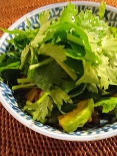 パクチーとアボカドの納豆和え-レシピのメイン写真