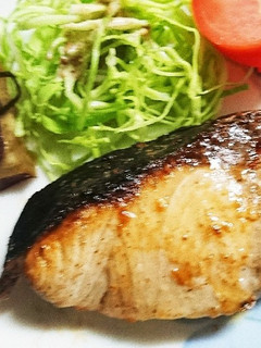 簡単ぶりのゴマドレッシング漬け焼き-レシピのメイン写真