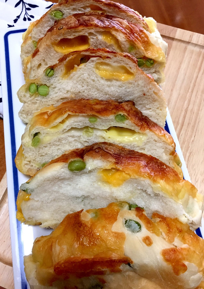 HB使用の枝豆チーズパン♪-レシピのメイン写真
