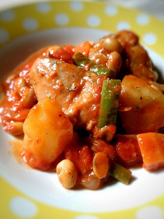 とり肉と大豆のトマト煮【柏市学校給食】-レシピのメイン写真