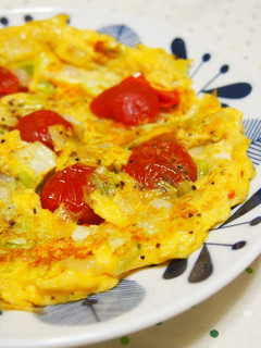 野菜たっぷり♪プチトマトのオムレツ♪-レシピのメイン写真