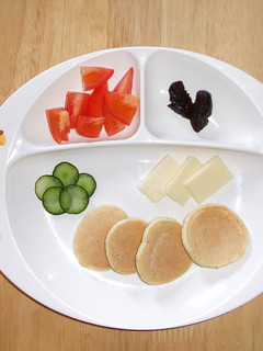 幼児食 黒ゴマきなこパンケーキ-レシピのメイン写真