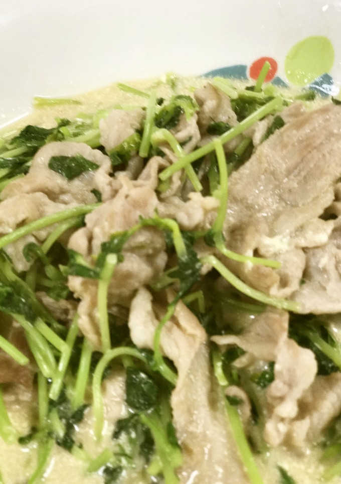 豆苗と豚バラのマヨ炒め-レシピのメイン写真