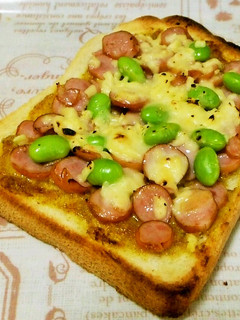 ウインナーと枝豆のマヨカレートースト-レシピのメイン写真