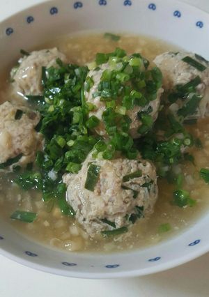 高野豆腐でニラ団子の黒酢玉ねぎあんかけ-レシピのメイン写真
