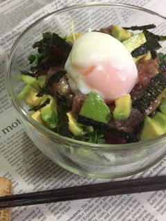 定番だけどお洒落♡ミニ丼♡鮪×アボカド-レシピのメイン写真