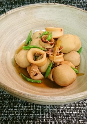 里芋とやりイカの煮物-レシピのメイン写真