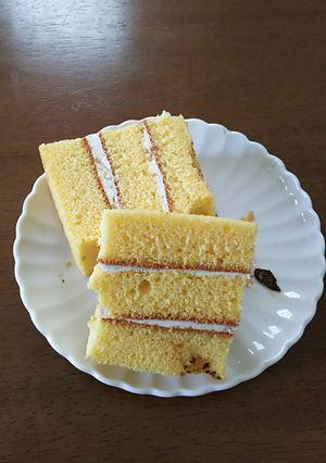 失敗ロールケーキの生地でクリームサンド-レシピのメイン写真