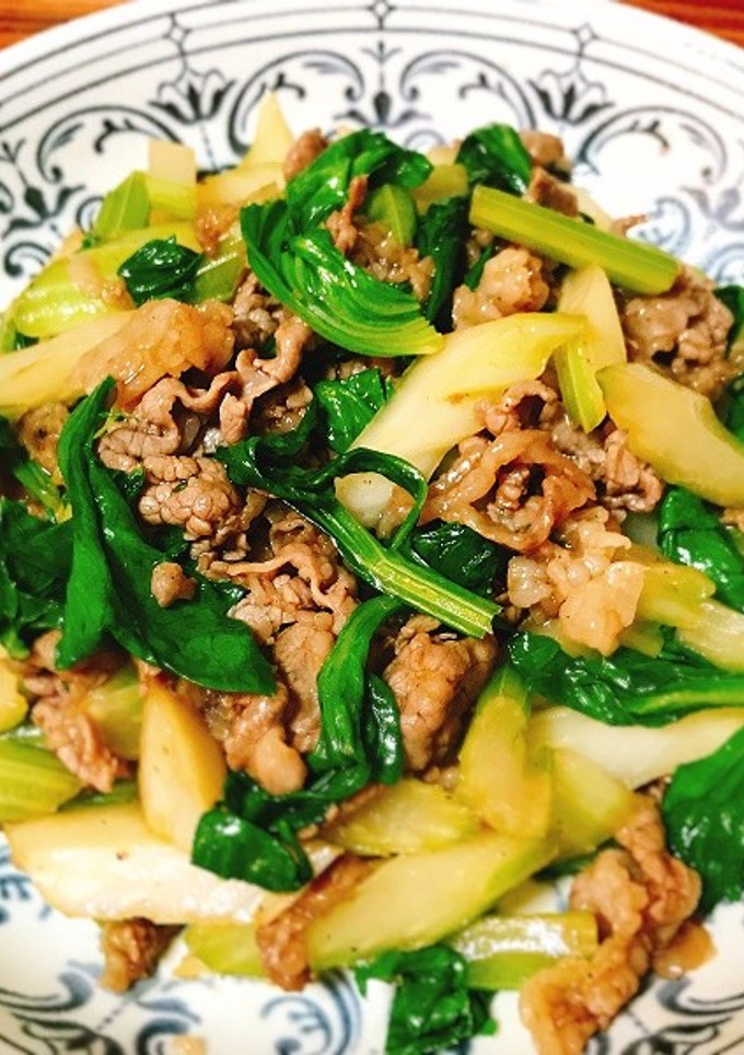 牛肉とセロリの野菜炒め-レシピのメイン写真