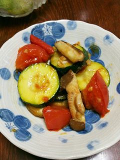 ズッキーニとトマトの炒め物★-レシピのメイン写真