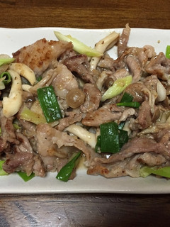 豚肉しめじネギ炒め-レシピのメイン写真