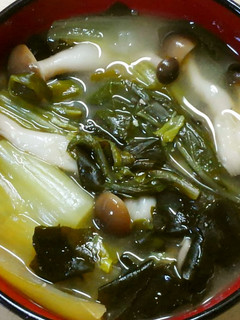 朝食♪チンゲン菜とワカメしめじのお味噌汁-レシピのメイン写真