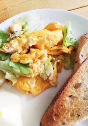朝食に♡簡単 キャベツと卵の炒め物♡-レシピのメイン写真